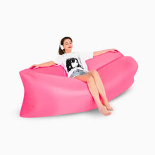 Carregar imagem no visualizador da galeria, Sofá Inflável De Ar Portátil Puff Impermeável Praia Camping